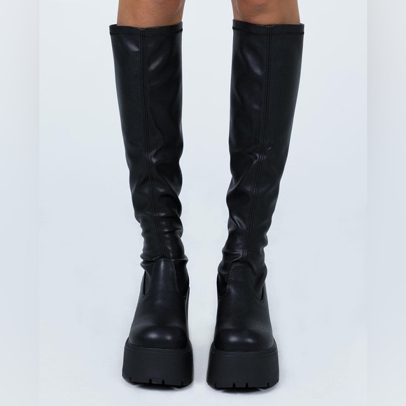 WINDSOR SMITH FUSE BLACK STRETCH SOCK BOOTS SIZE 8 - Picture 2 of 15